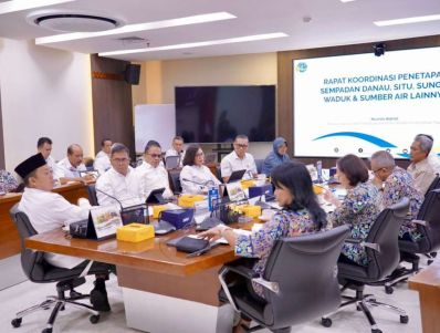 Bahas Penertiban Sempadan Sungai, Menteri Nusron Ingatkan Pentingnya Langkah Antisipatif Jelang Musim Hujan