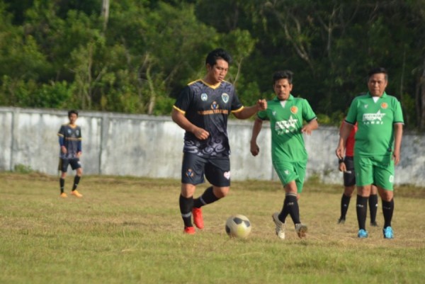 Calon Bupati Batanghari Terpilih M Fadhil Arief Masuk Skuad Persibri Batanghari di Laga Persahabatan Vs Asprov All Star Provinsi Jambi