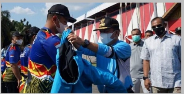 Gubernur Al Haris Lepas Atlet dan Kontingen Jambi untuk PON ke 20 di Papua